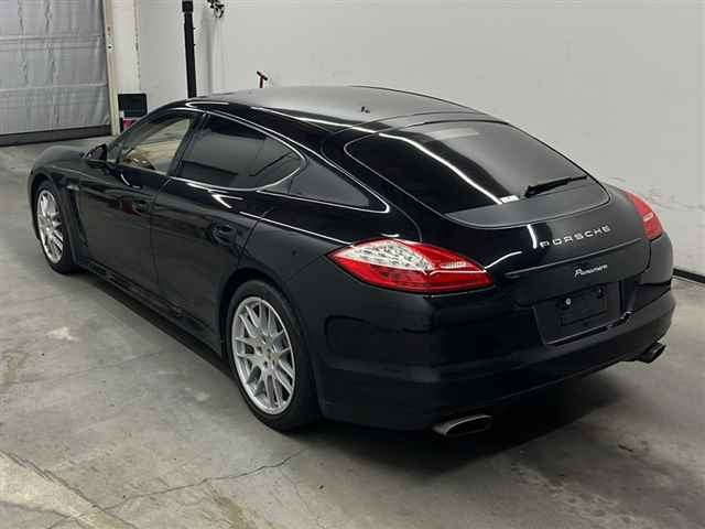 PORSCHE PANAMERA 2010