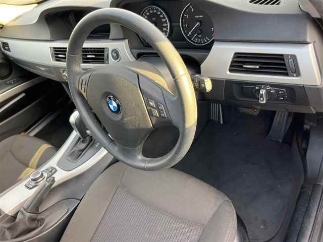 BMW 3 SERIES 2011