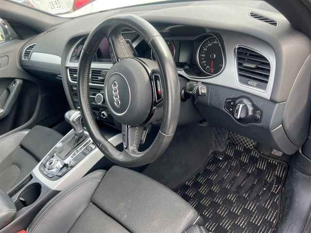 AUDI A4 2016