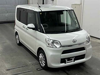 DAIHATSU TANTO 2018