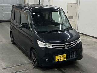 NISSAN ROOX 2010