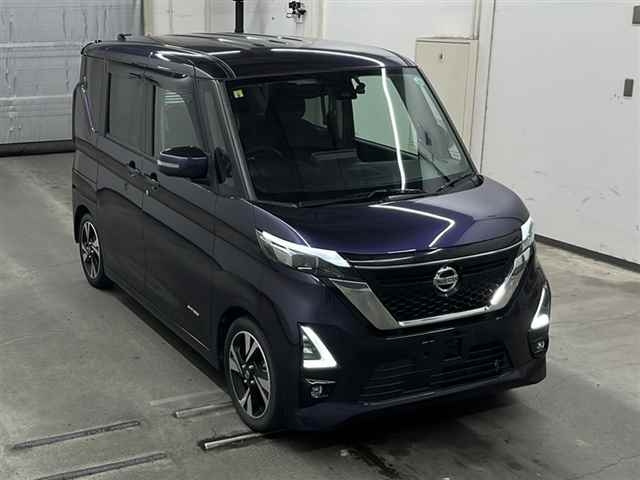 NISSAN ROOX 2020