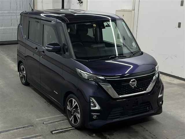 NISSAN ROOX 2020