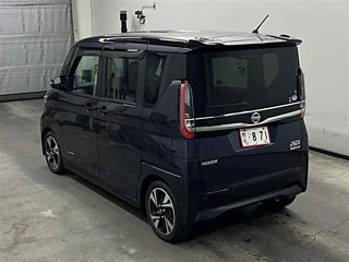 NISSAN ROOX 2020