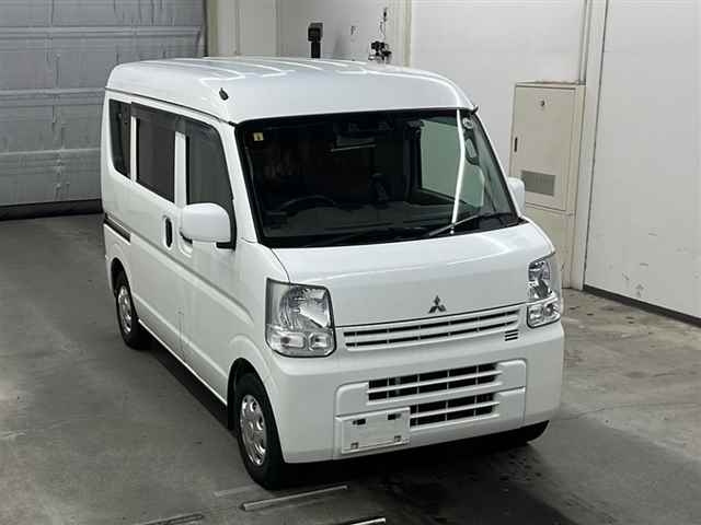 MITSUBISHI MINICAB VAN 2019