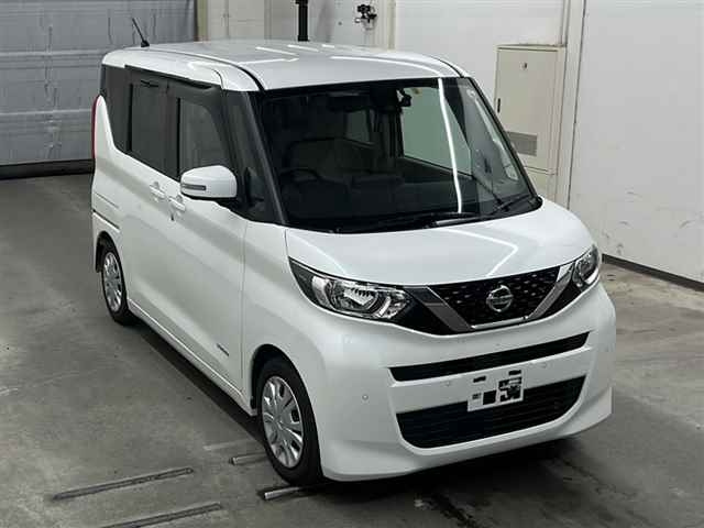 NISSAN ROOX 2023