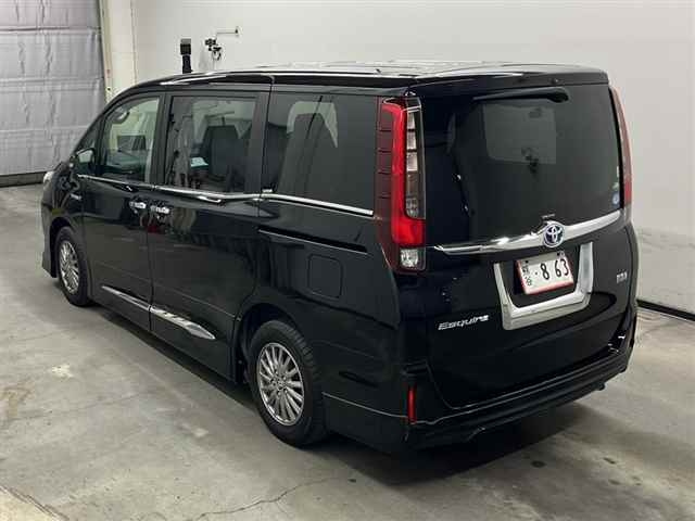 TOYOTA ESQUIRE 2014