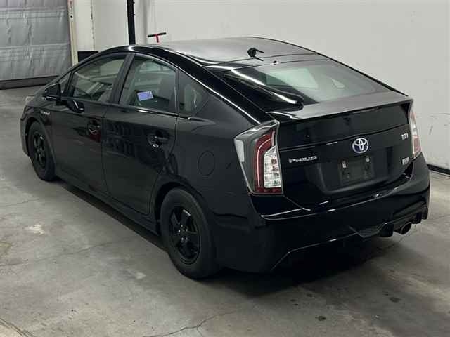 TOYOTA PRIUS 2012