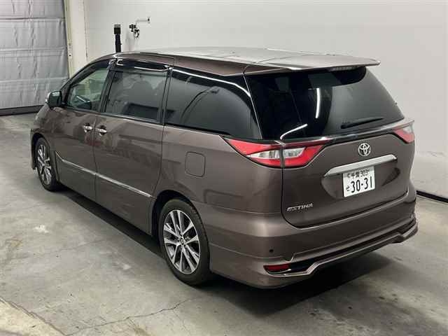 TOYOTA ESTIMA 2017