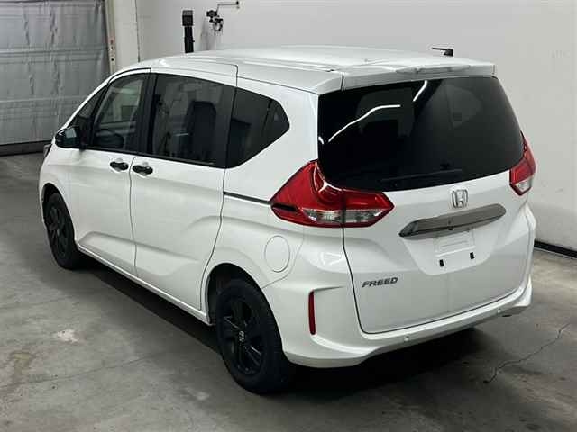 HONDA FREED 2022