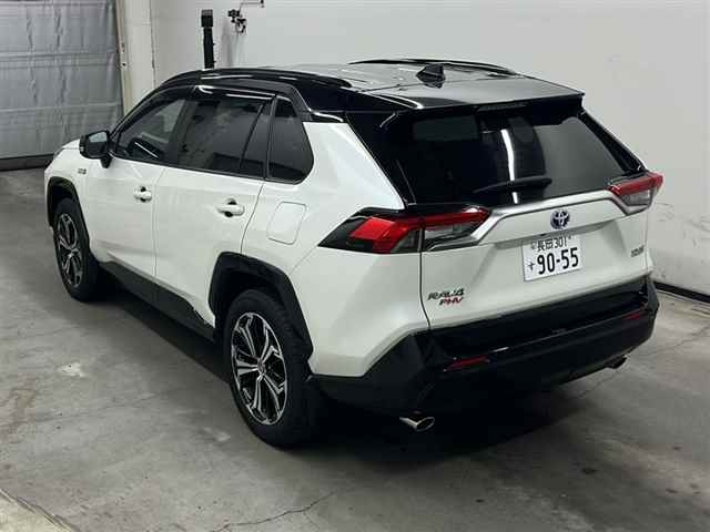 TOYOTA RAV4 2021