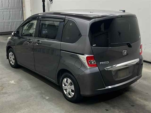HONDA FREED 2016