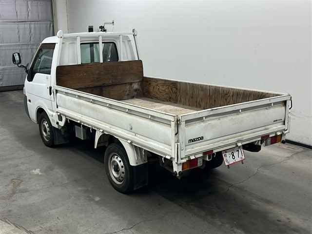 MAZDA BONGO 2012