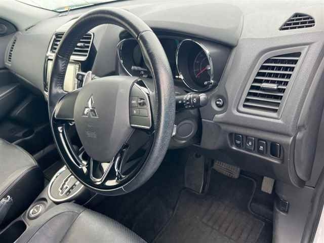 MITSUBISHI RVR 2015