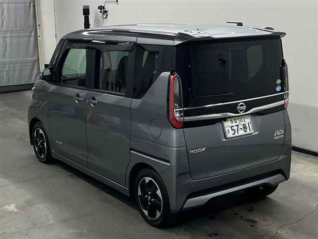NISSAN ROOX 2020
