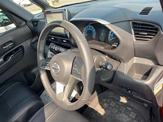 NISSAN ROOX 2021