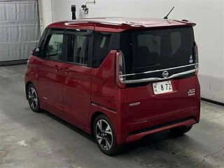 NISSAN ROOX 2021