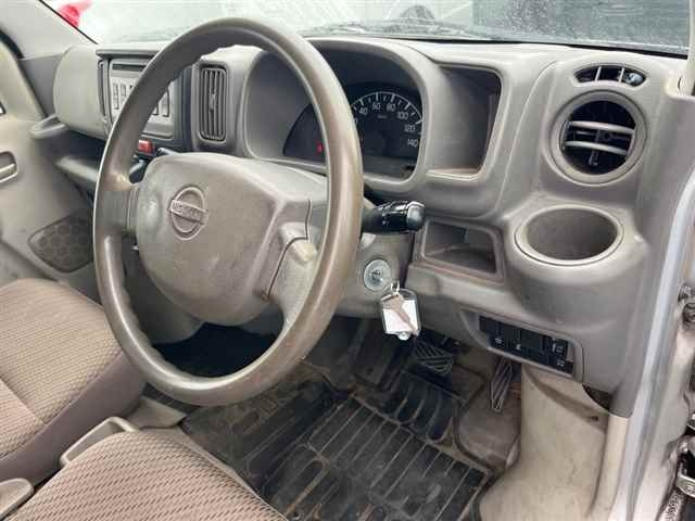 NISSAN CLIPPER VAN 2017