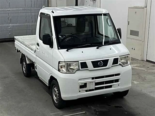 NISSAN CLIPPER TRUCK 2013