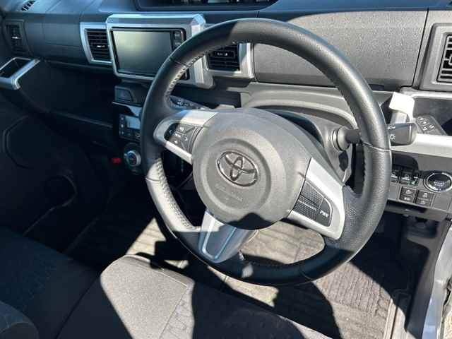 TOYOTA PIXIS MEGA 2022