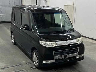DAIHATSU TANTO 2010