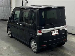 DAIHATSU TANTO 2010