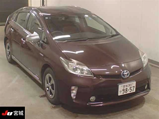 TOYOTA PRIUS 2013