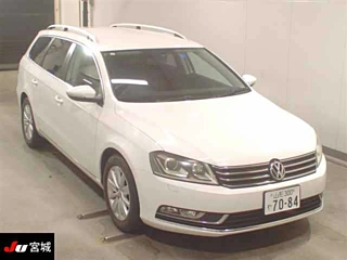 VOLKSWAGEN PASSAT VARIANT 2013