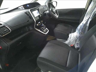 NISSAN SERENA 2019