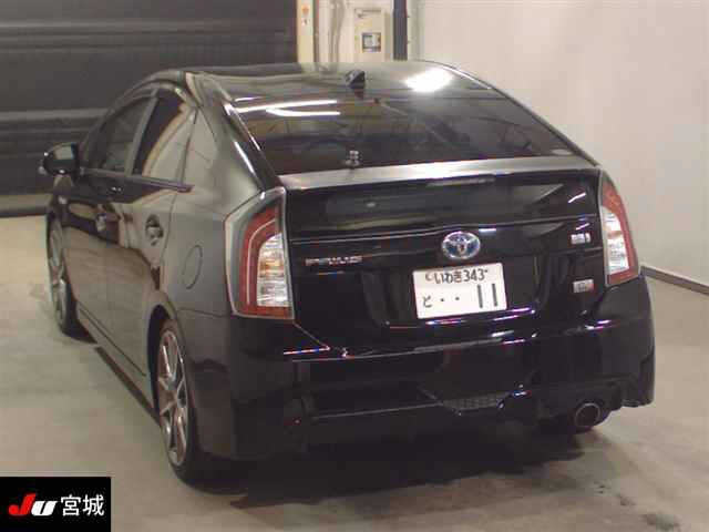 TOYOTA PRIUS 2012