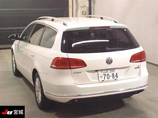 VOLKSWAGEN PASSAT VARIANT 2013