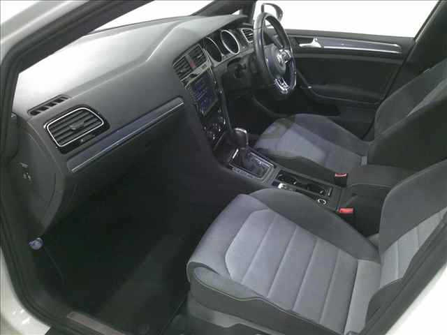 VOLKSWAGEN GOLF VARIANT 2016
