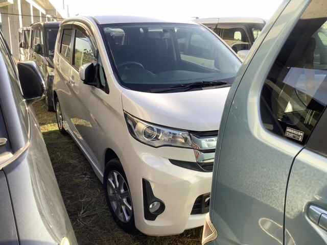 MITSUBISHI EK CUSTOM 2013