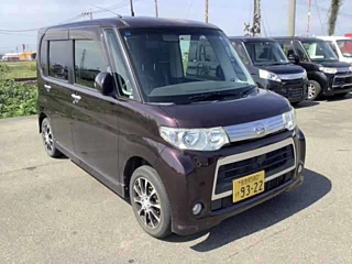 DAIHATSU TANTO 2011