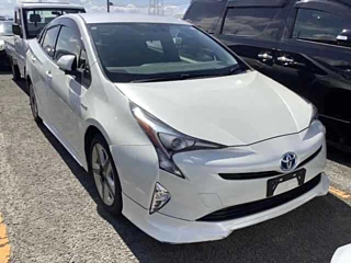 TOYOTA PRIUS 2017