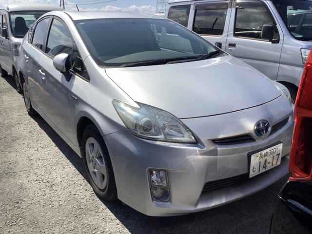TOYOTA PRIUS 2011