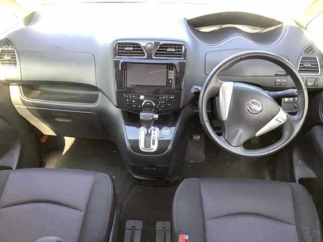 NISSAN SERENA 2012
