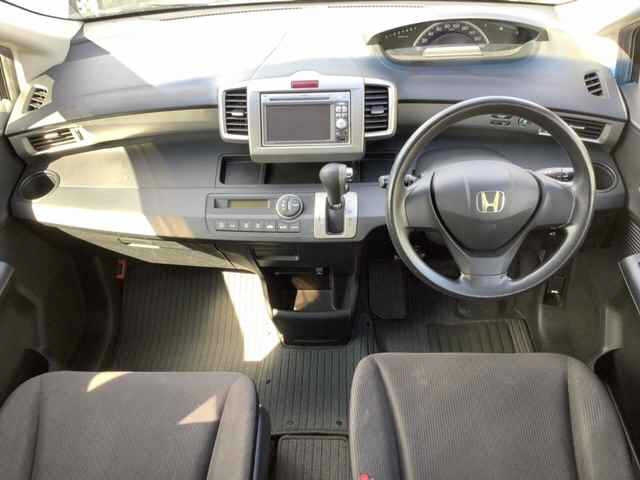 HONDA FREED 2012