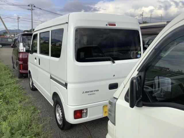MITSUBISHI MINICAB VAN 2018
