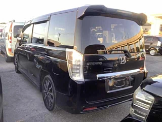 HONDA STEP WAGON 2012