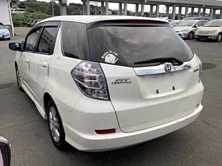 HONDA FIT SHUTTLE 2011