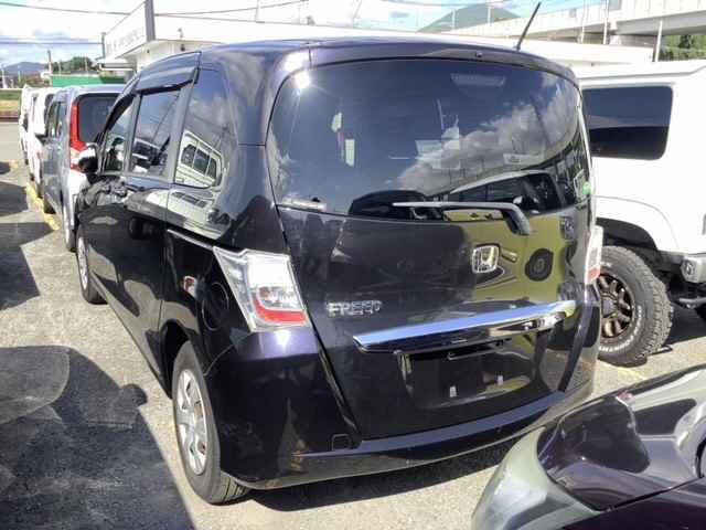 HONDA FREED 2012