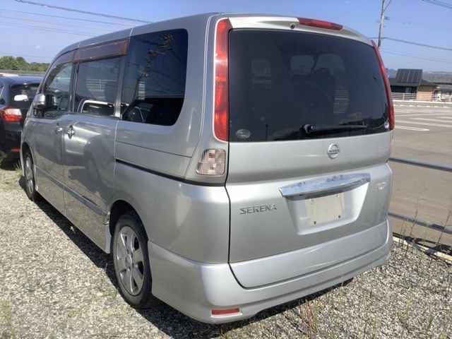 NISSAN SERENA 2008