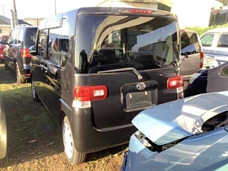 DAIHATSU TANTO 2010