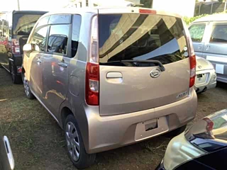 DAIHATSU MOVE 2011
