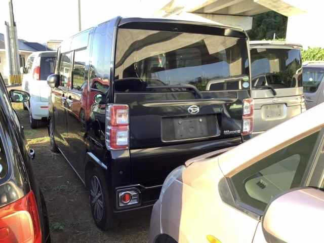 DAIHATSU WAKE 2016