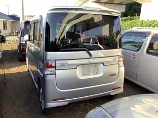 DAIHATSU TANTO 2008