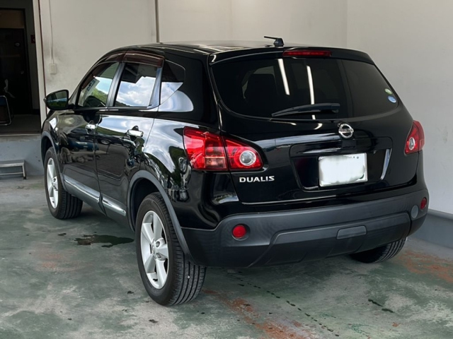 NISSAN DUALIS 2011