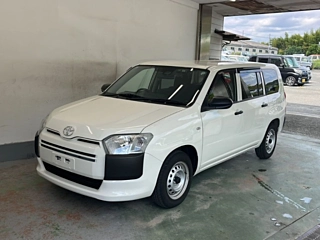 TOYOTA PROBOX 2022