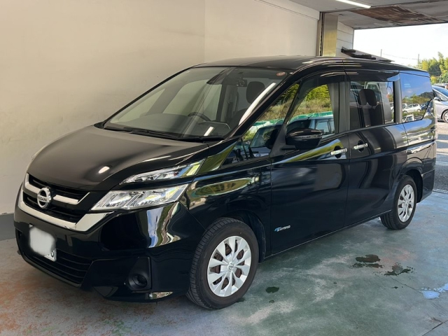 NISSAN SERENA 2017